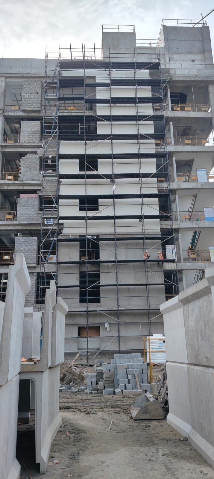 Out Side Painting & Scaffolding