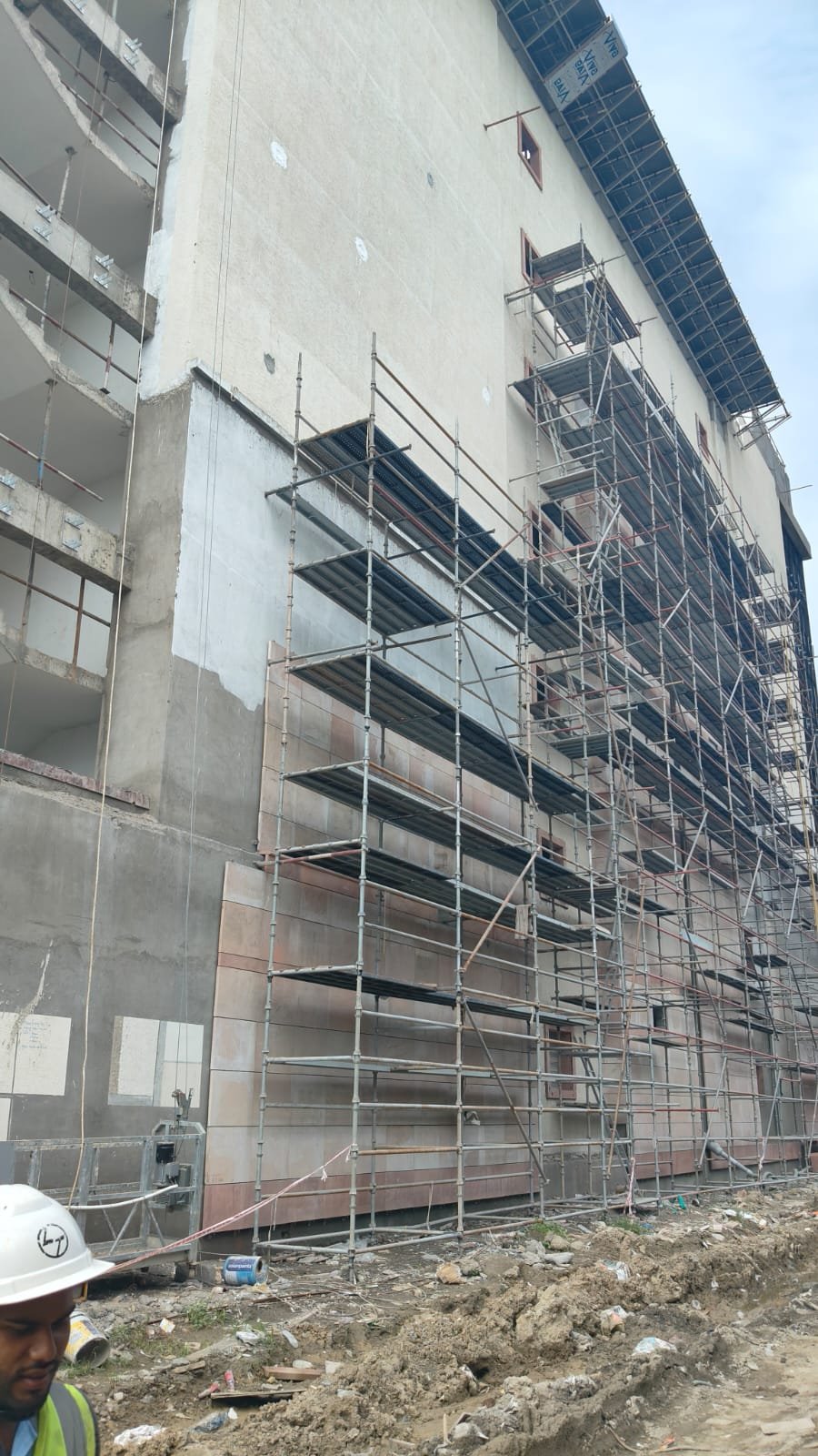 Out Side Painting & Scaffolding
